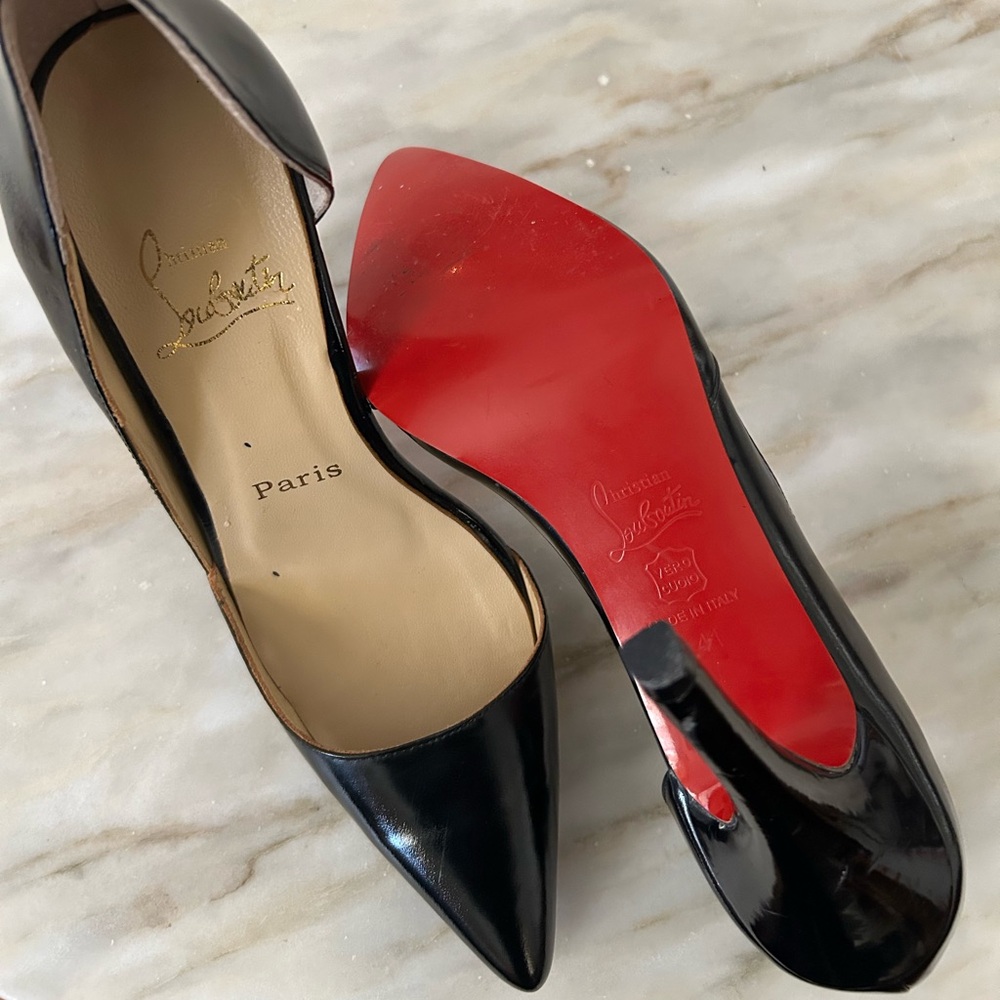 Christian Louboutin Black leather Pointed Stiletto Pumps with Red Soles - Picture 9 of 10